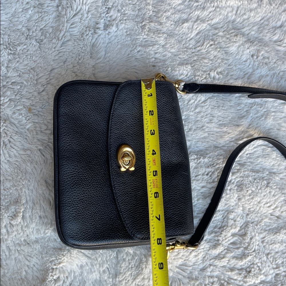 Coach Cassie leather crossbody bag - Picture 13 of 13
